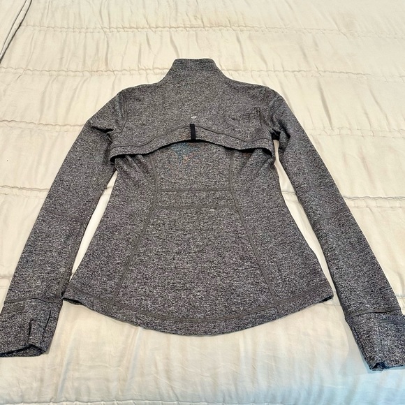 Lululemon Define Jacket - Picture 4 of 6